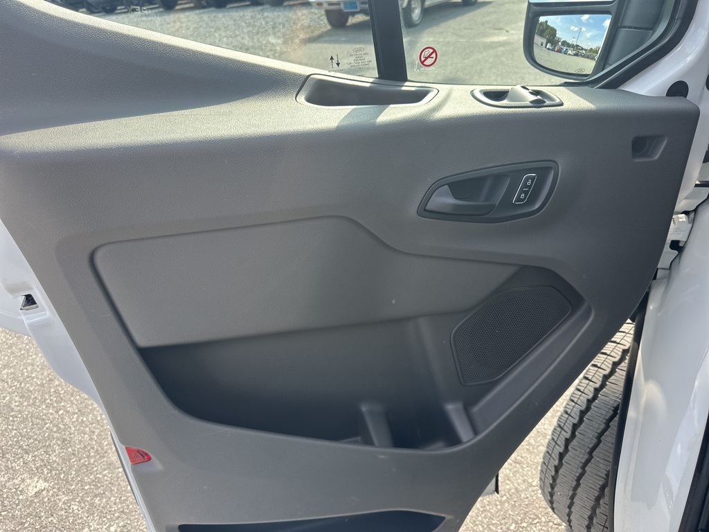 2024 Ford Transit photo 21