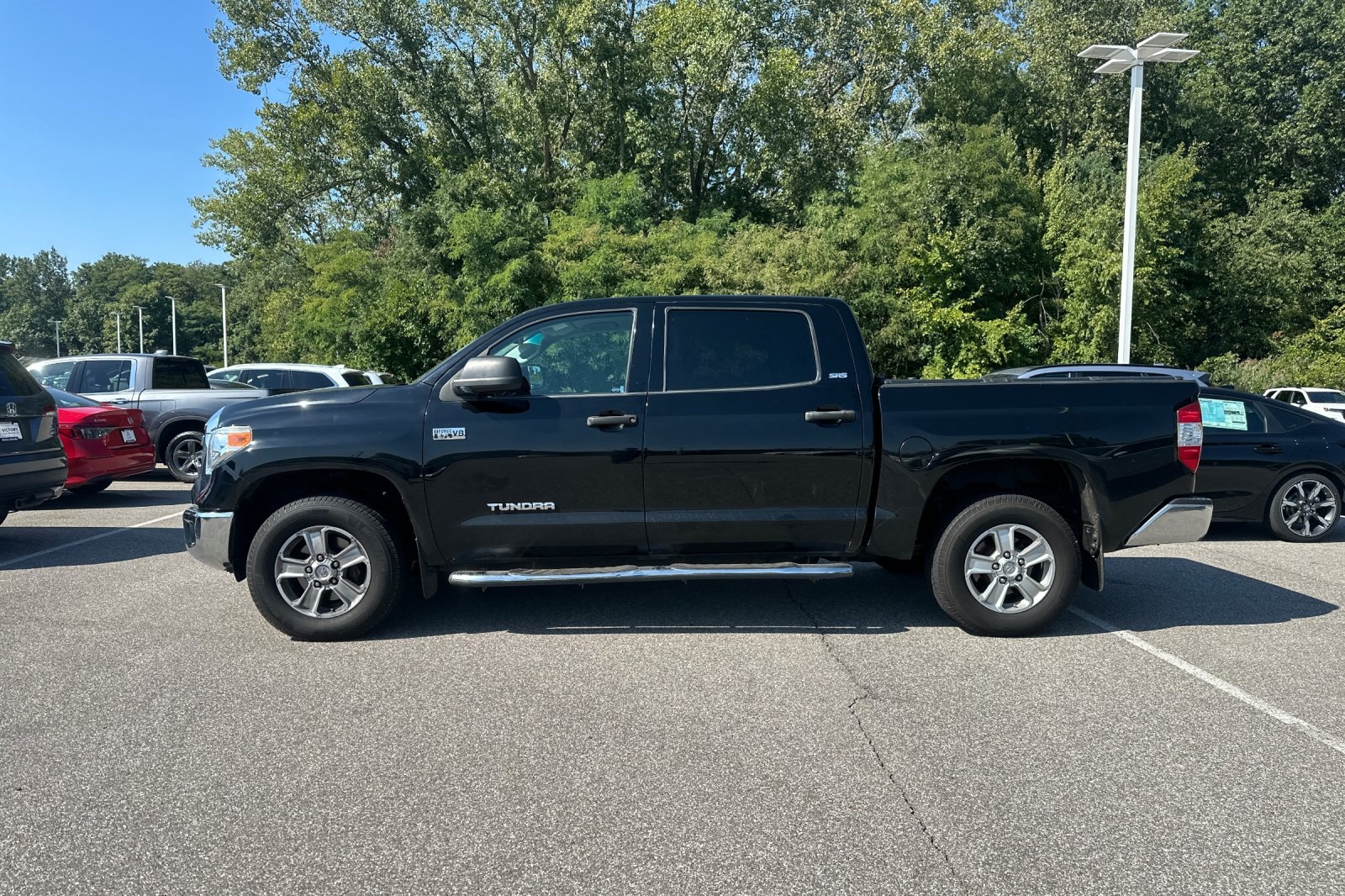 2014 Toyota Tundra SR5 photo 2