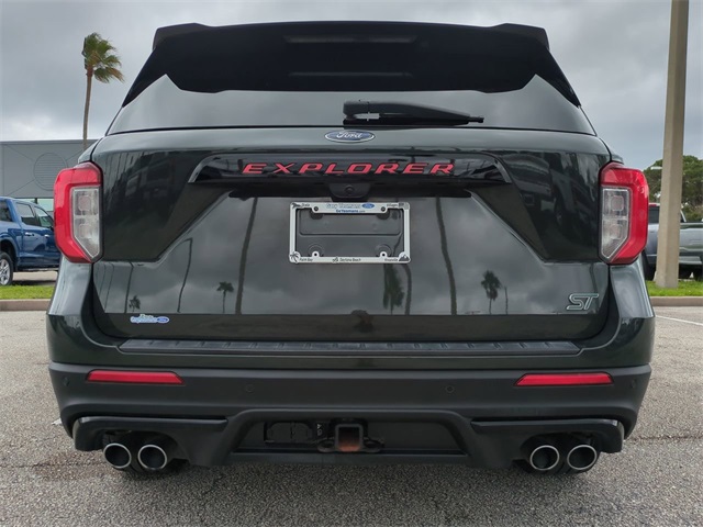 2022 Ford Explorer ST photo 3