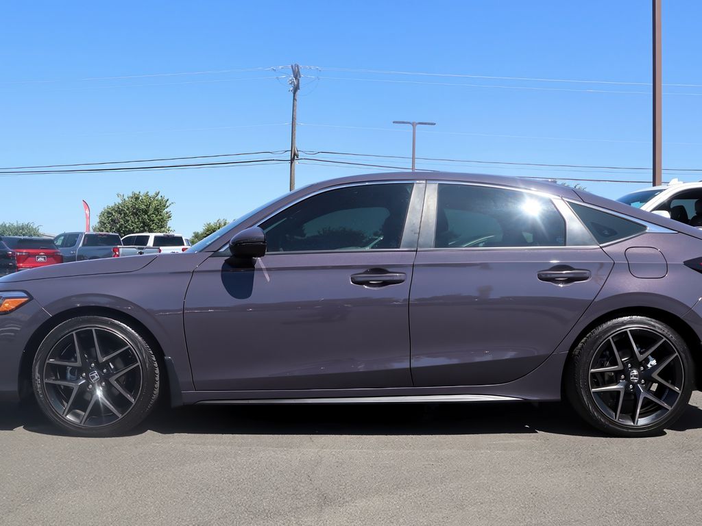 2024 Honda Civic Sport Touring photo 4