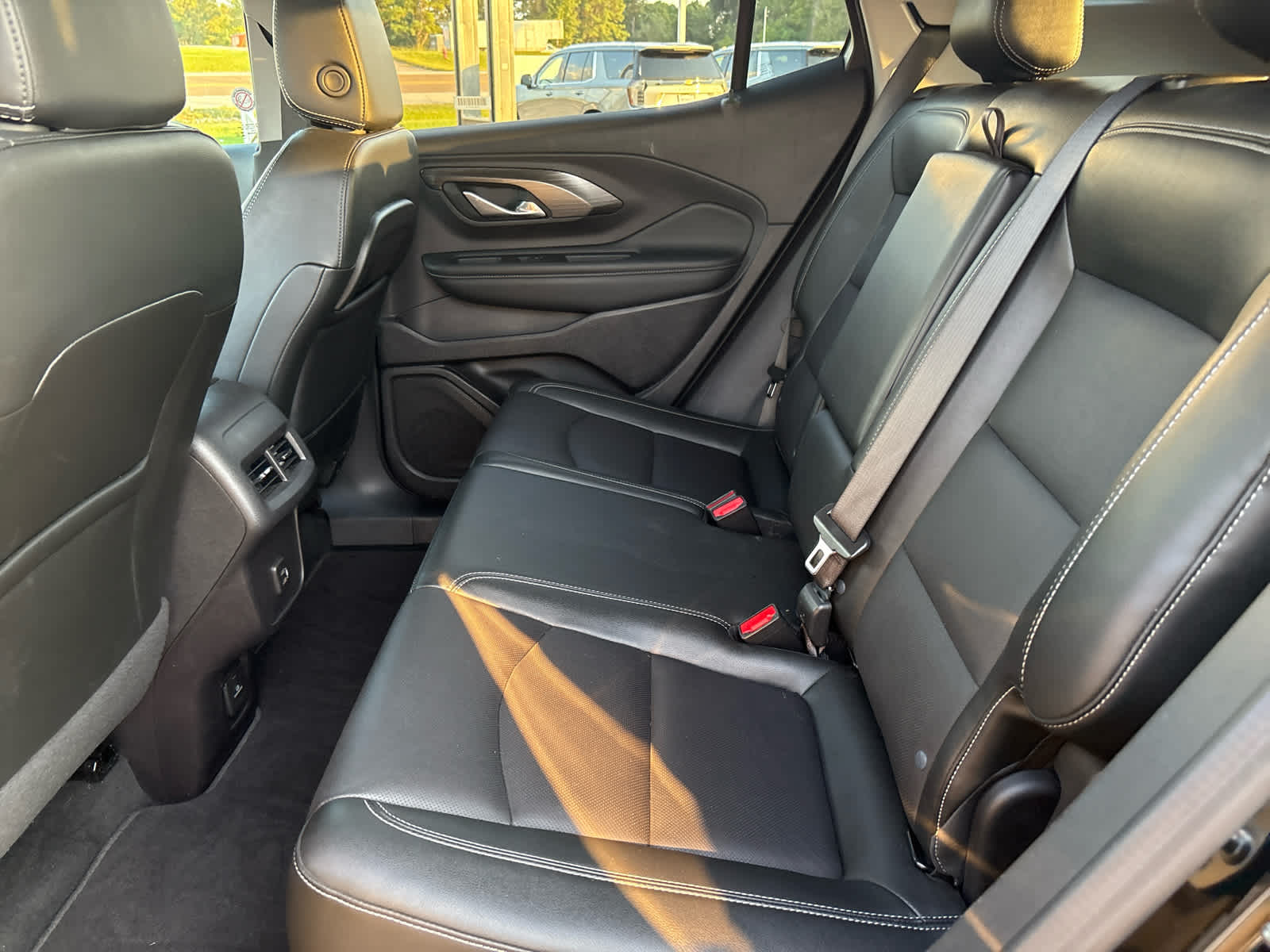 2024 Gmc Terrain SLT photo 31
