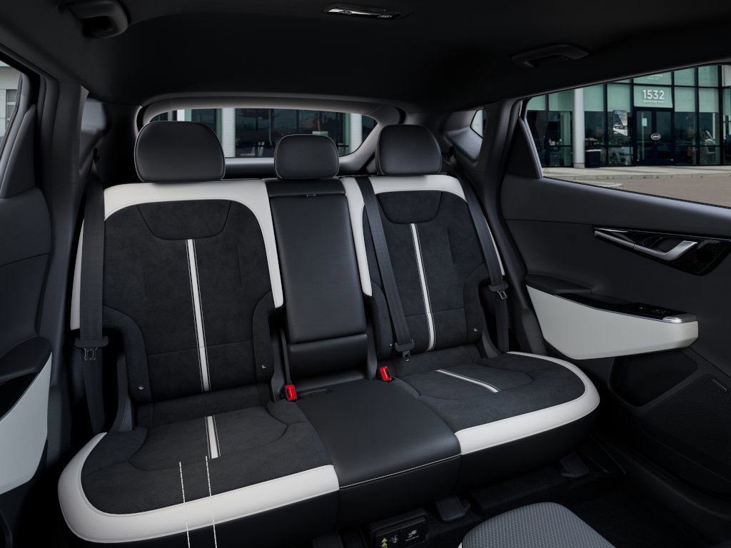 2025 Kia EV6 GT-Line photo 16