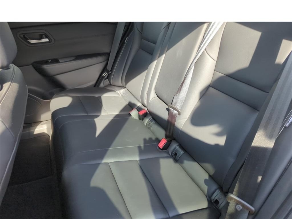 2024 Nissan Rogue SL photo 19