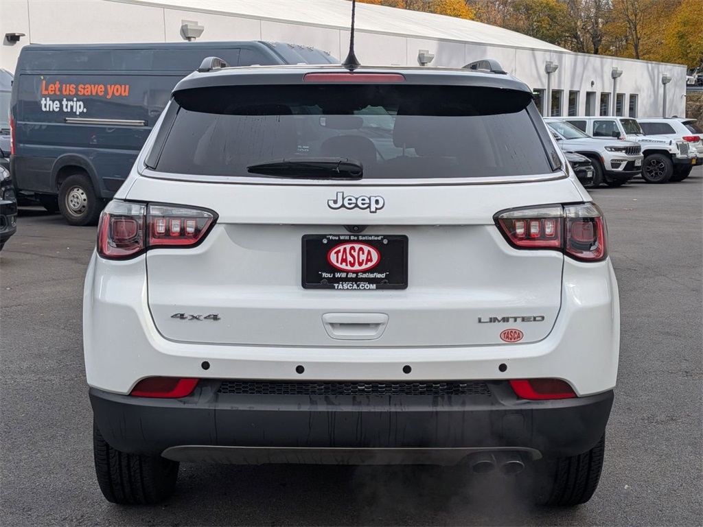 2022 Jeep Compass Limited photo 2