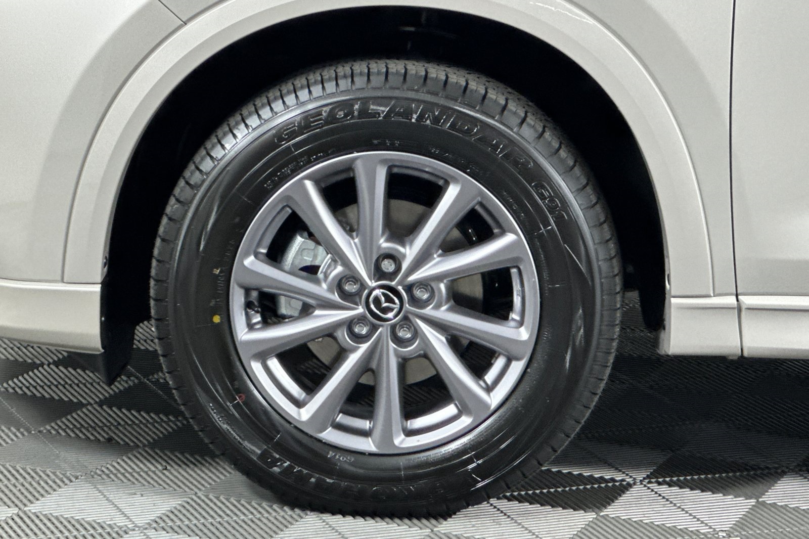 2025 Mazda CX-5 2.5 S Preferred photo 24