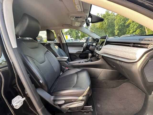 2022 Jeep Compass Latitude Lux photo 27