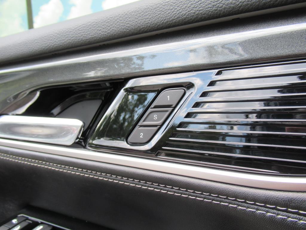 2023 Jeep Wagoneer L Base photo 20