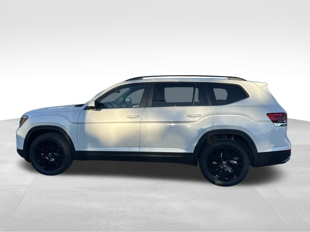 2026 Volkswagen Atlas SE Technology photo 2