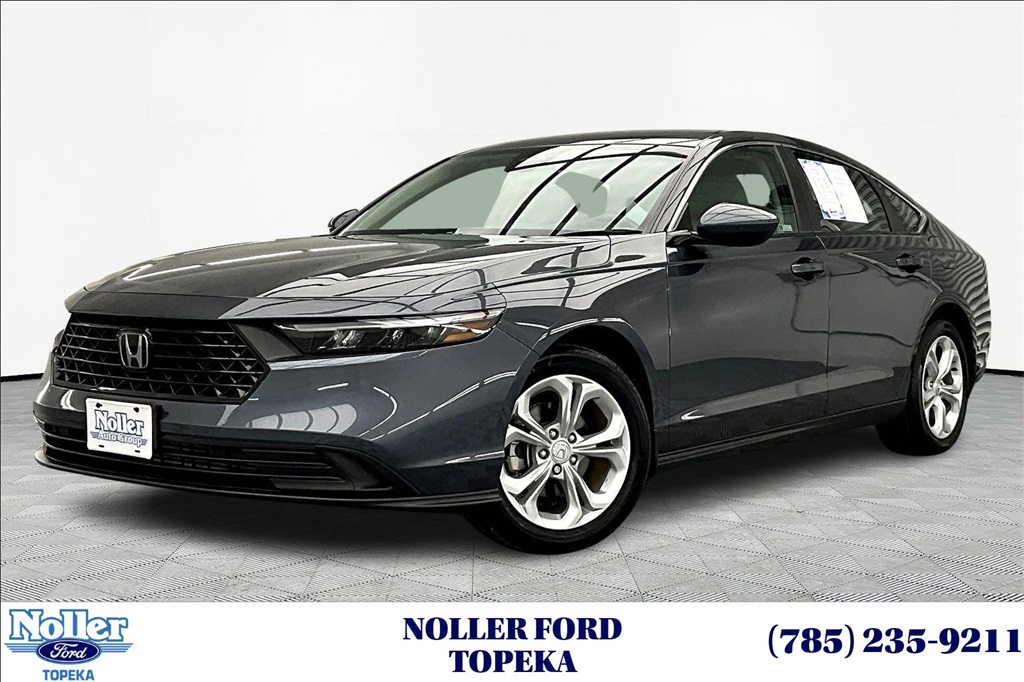 2024 Honda Accord LX's photo