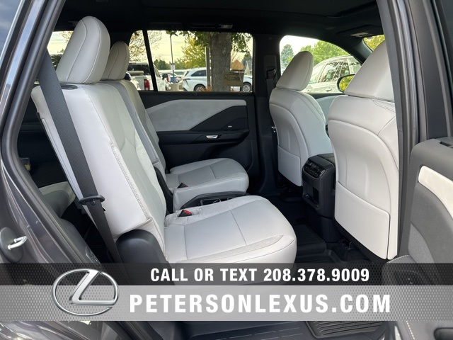 2025 Lexus TX 350 Luxury photo 18