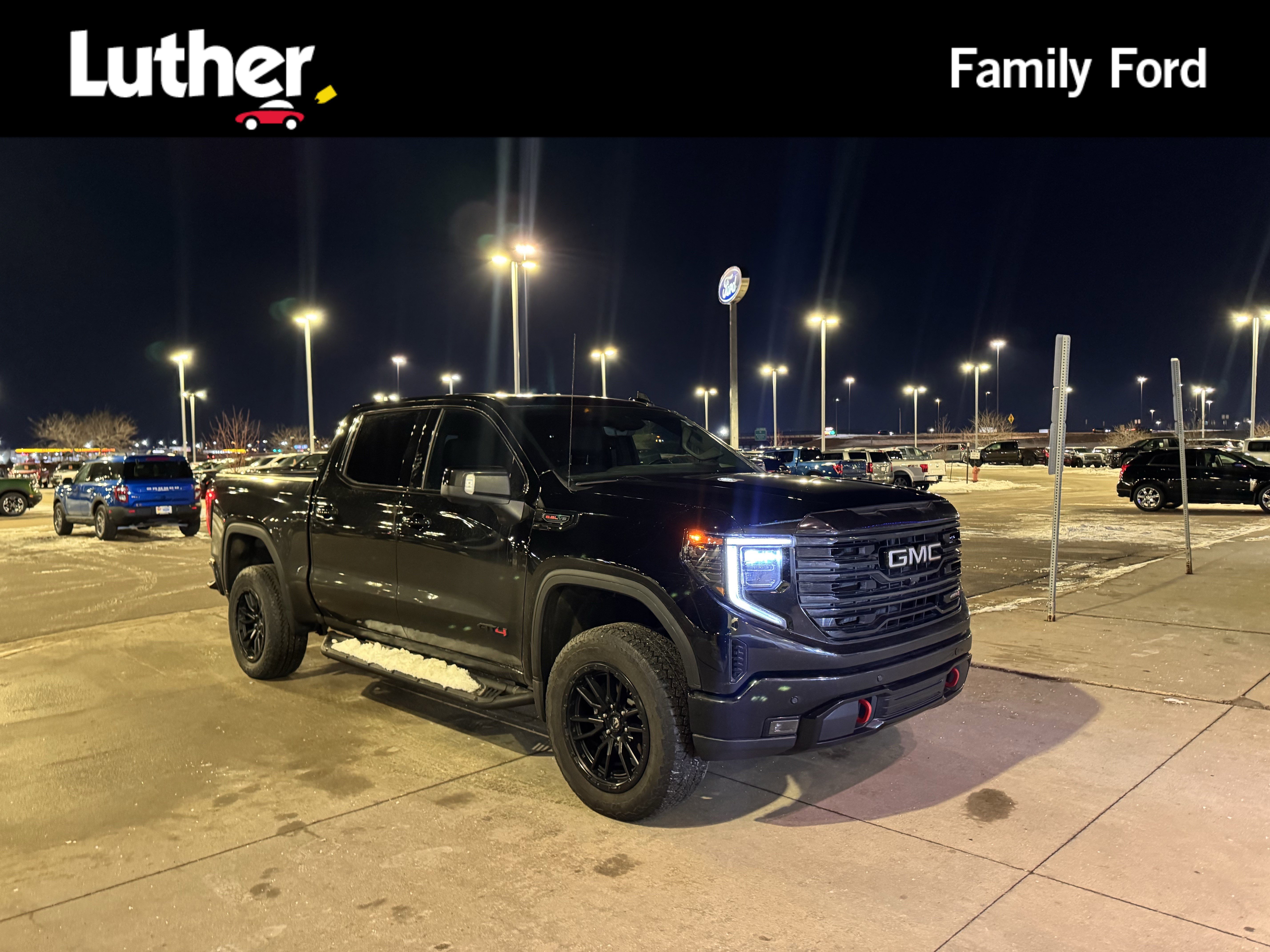 2024 GMC Sierra AT4's photo