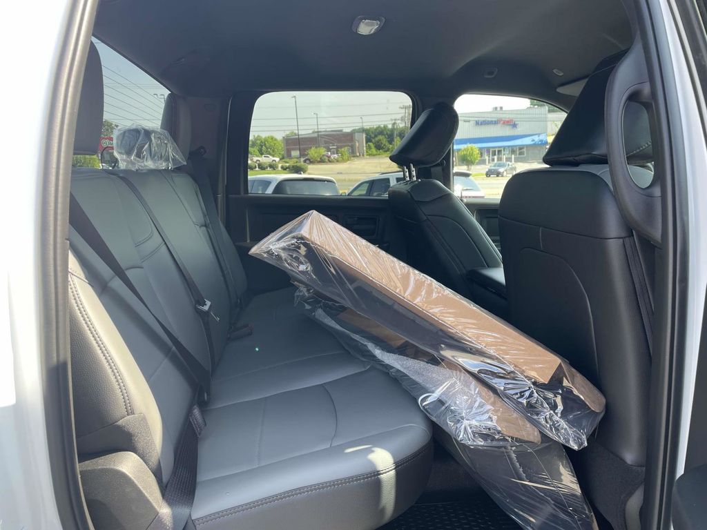 2025 Ram 2500 Tradesman photo 16