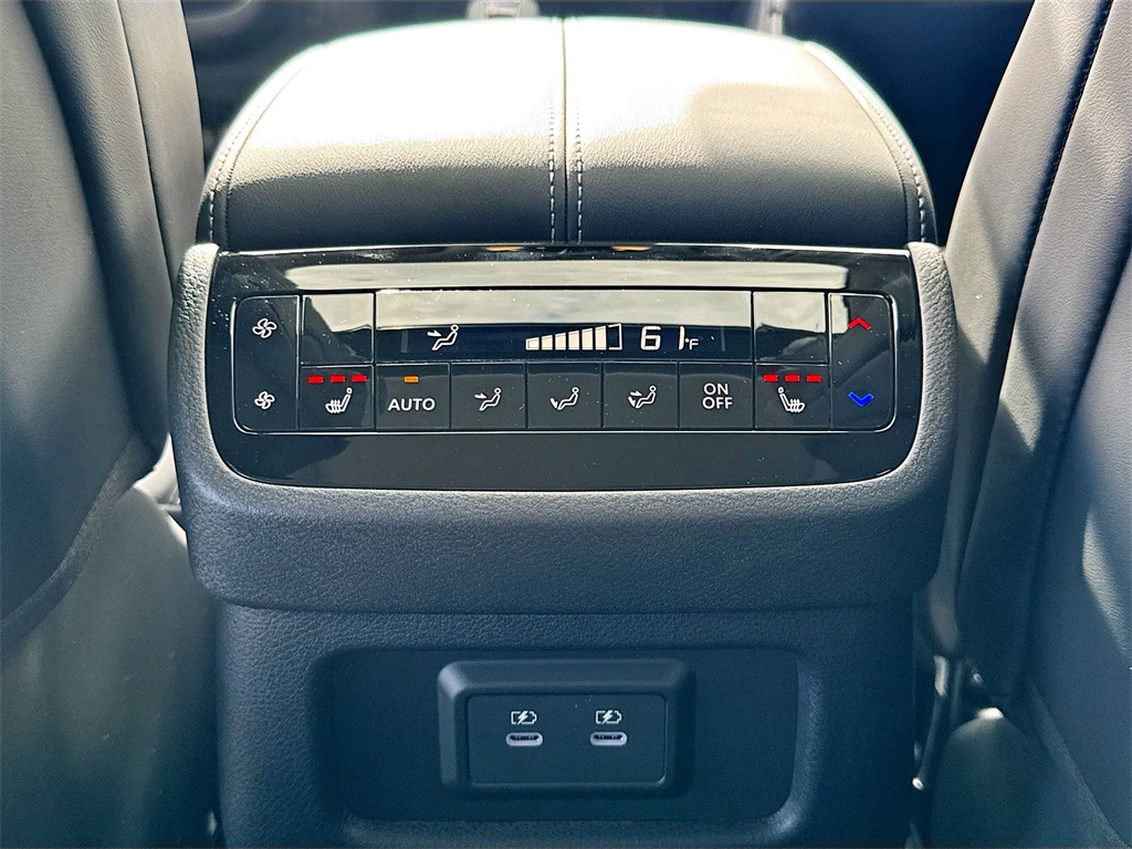 2026 Infiniti QX60 Luxe photo 27