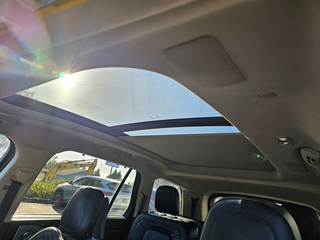 2020 Lincoln Aviator Grand Touring photo 29