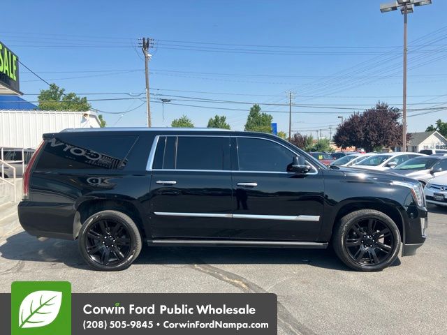 2016 Cadillac Escalade ESV Premium photo 8