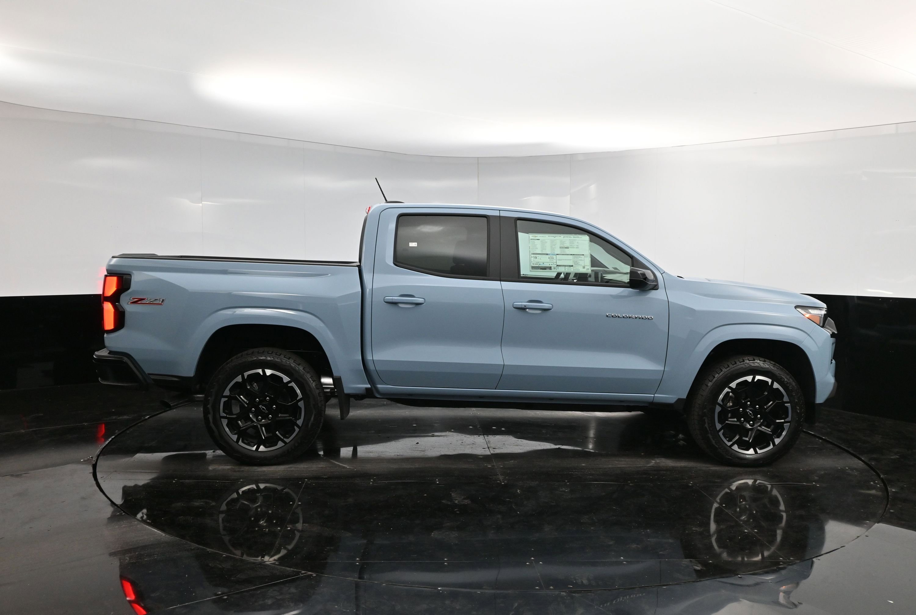 2026 Chevrolet Colorado Z71 photo 8