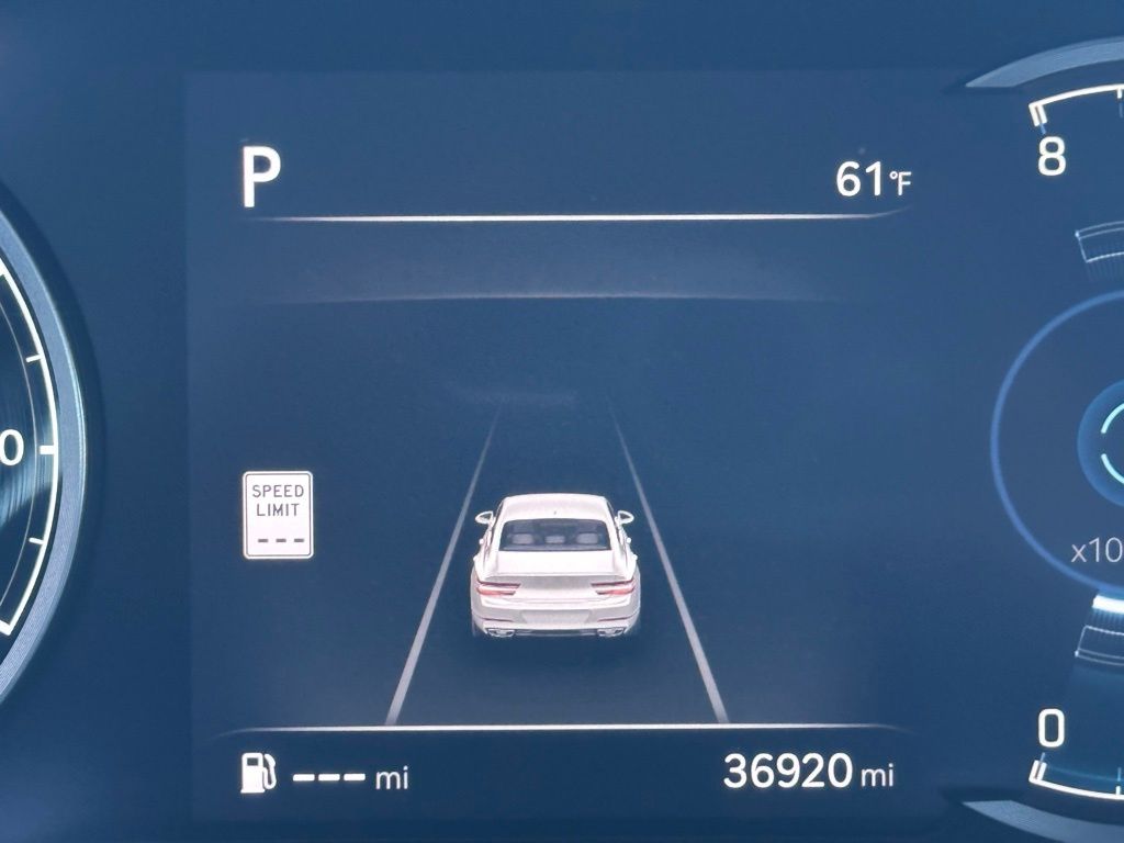 2024 Genesis G80 2.5T photo 38