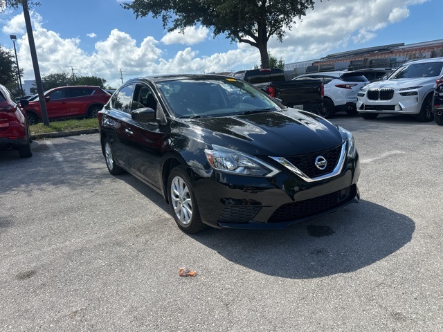 2019 Nissan Sentra SV photo 3