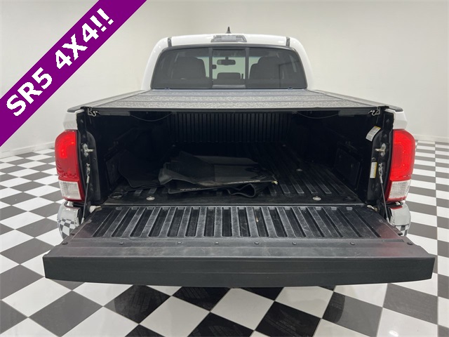 2017 Toyota Tacoma SR5 Sport TRD Pro photo 19