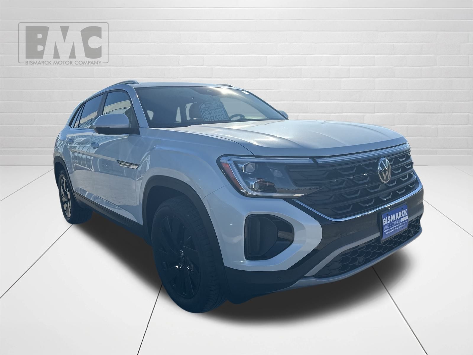 2026 Volkswagen Atlas Cross Sport SE Technology photo 2