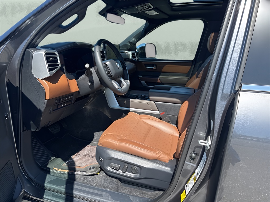 2025 Toyota Tundra 1794 Edition photo 9