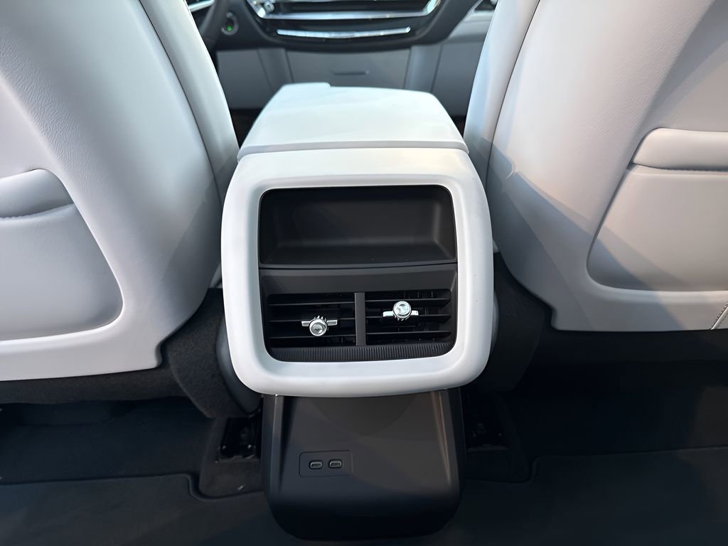 2025 Cadillac Lyriq Sport photo 34