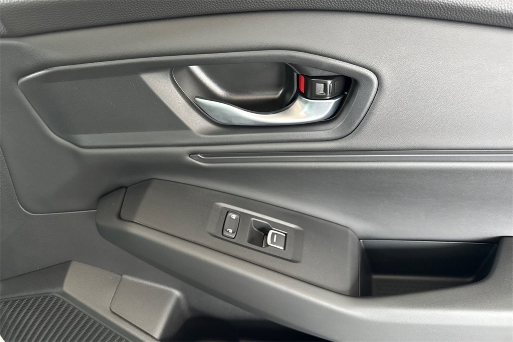 2025 Honda Accord Hybrid EX-L photo 12