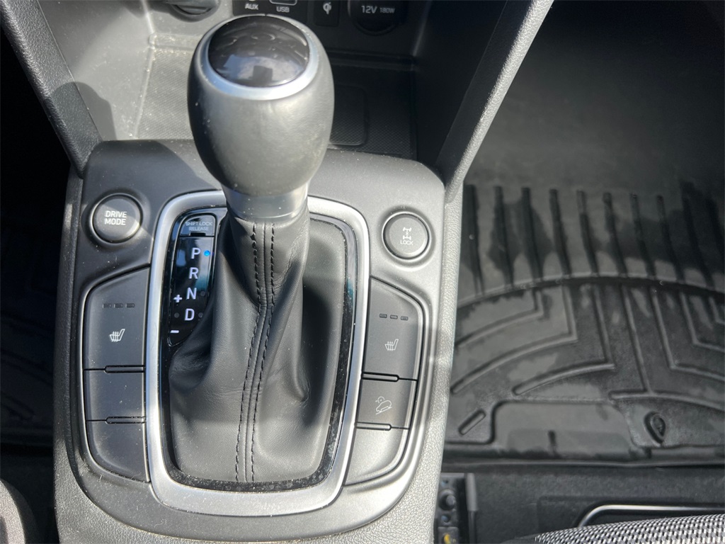 2020 Hyundai Kona SEL Plus photo 23