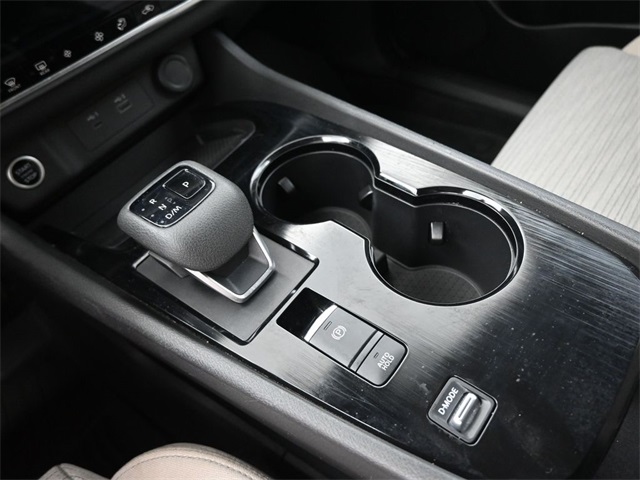 2023 Nissan Rogue SV photo 25
