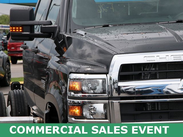 2024 Chevrolet Silverado 6500HD Work Truck photo 8