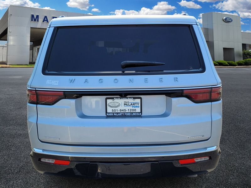 2022 Jeep Wagoneer Series II photo 3