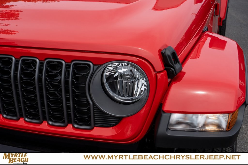 2025 Jeep Gladiator Sport S photo 10
