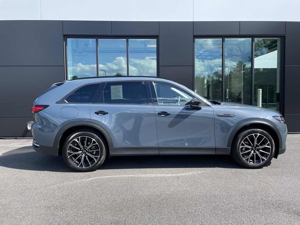 2025 Mazda CX-70 Premium photo 3