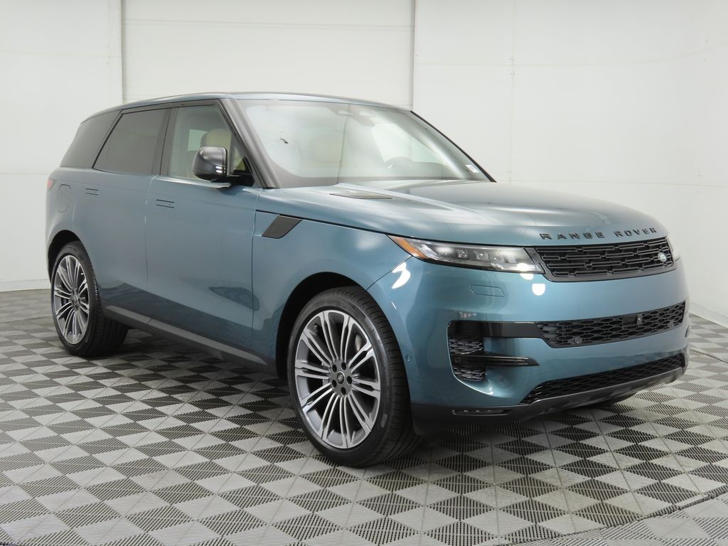 2025 Land Rover Range Rover Sport SE photo 3