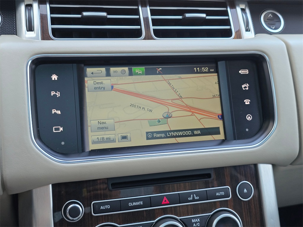 2016 Land Rover Range Rover HSE photo 13