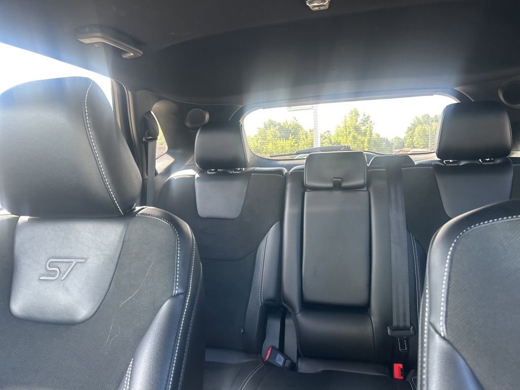 2021 Ford Edge ST photo 19