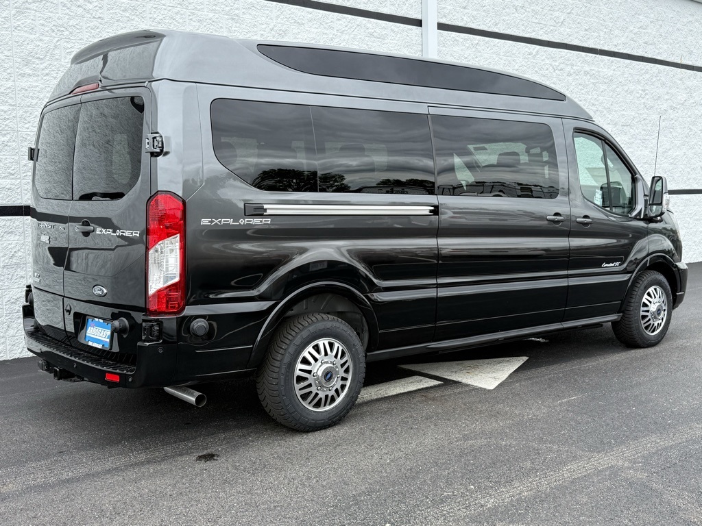 2025 Ford Transit Van photo 3