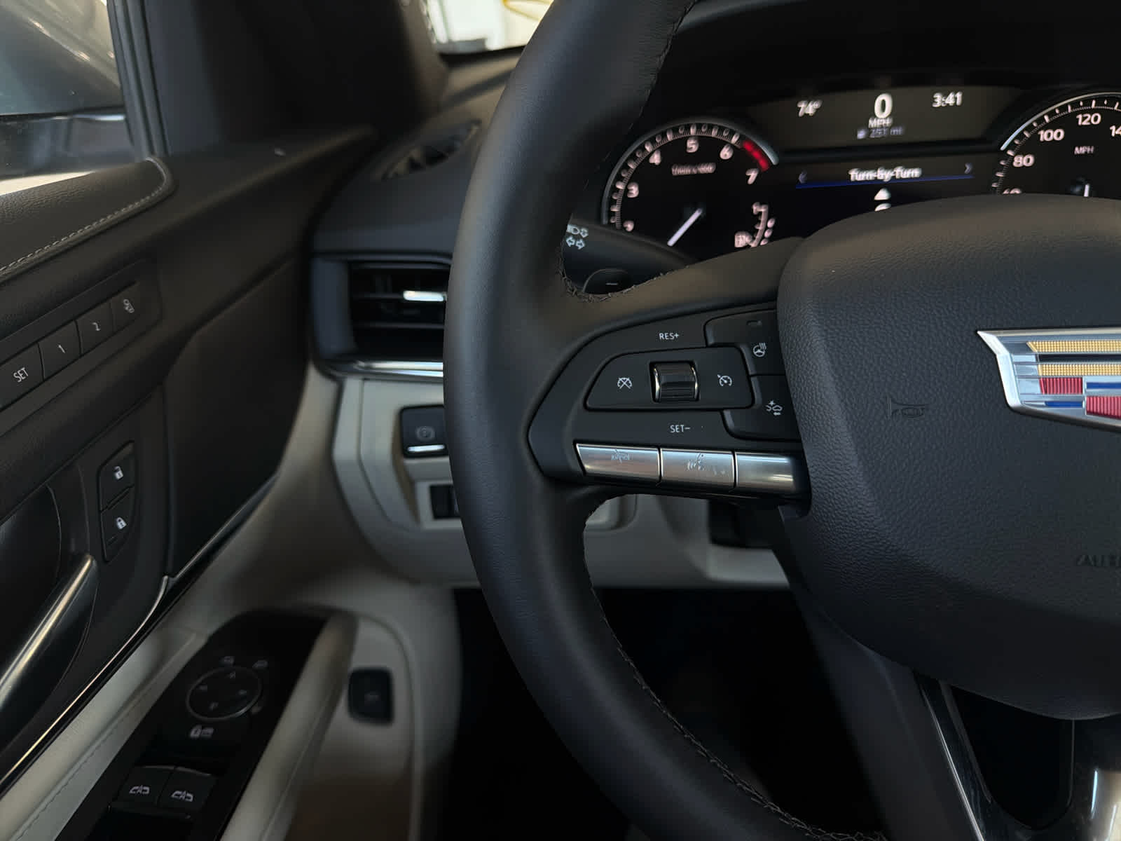 2025 Cadillac CT4 Premium Luxury photo 9
