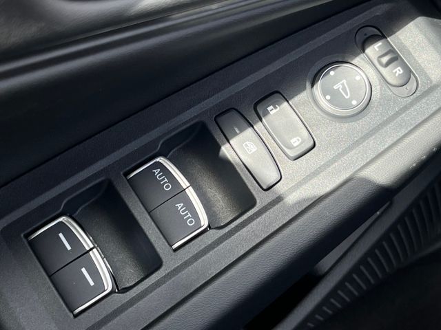 2025 Honda Accord Hybrid EX-L photo 20
