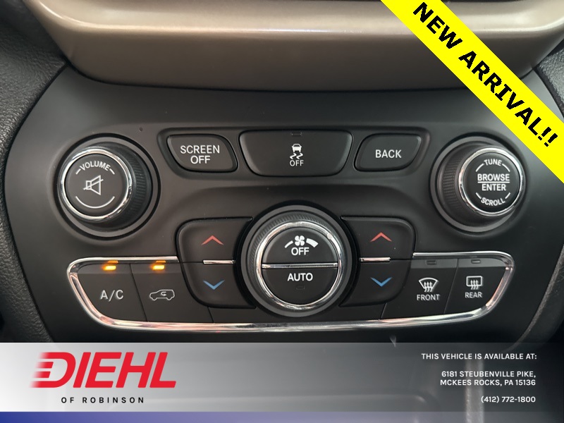 2014 Jeep Cherokee Latitude photo 30