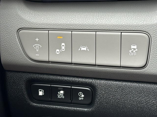2020 Kia Niro Plug-In Hybrid EX photo 16