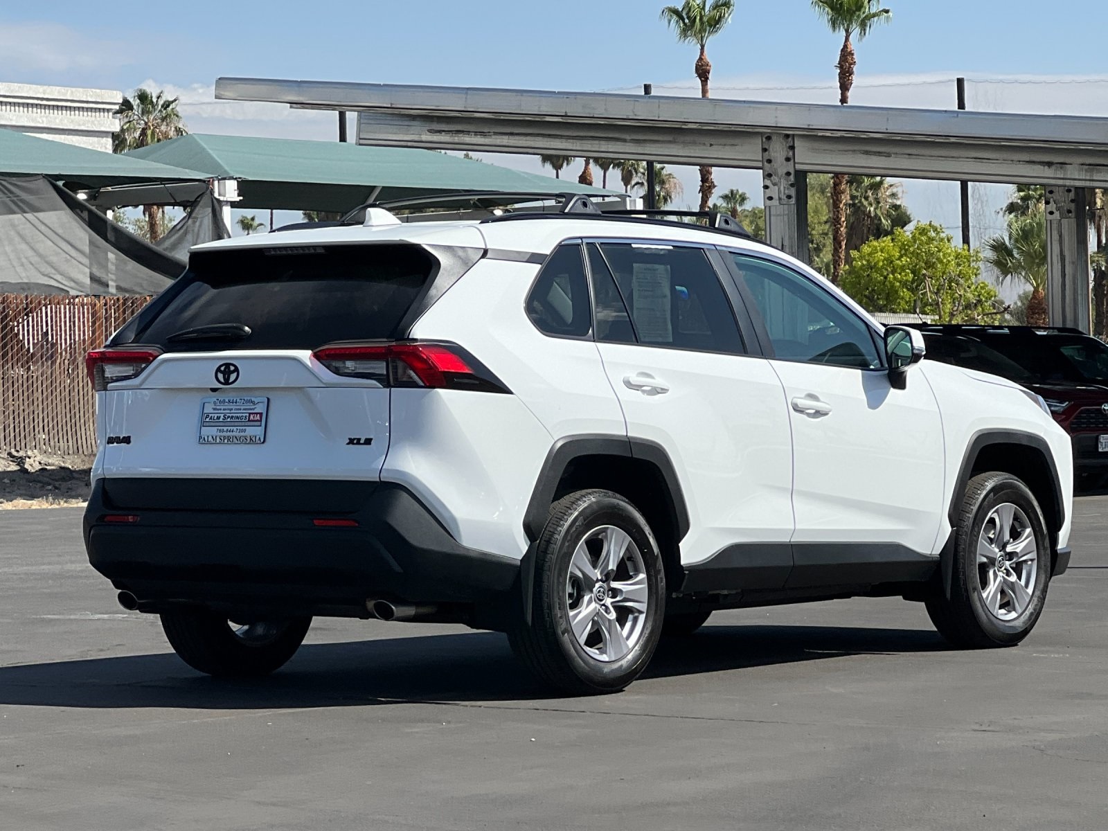 2023 Toyota RAV4 XLE photo 3