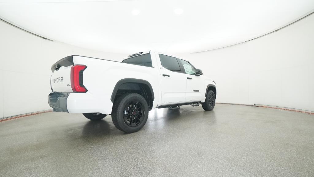 2026 Toyota Tundra SR5 CrewMax photo 17