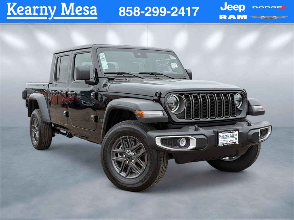2025 Jeep Gladiator Sport S photo 2