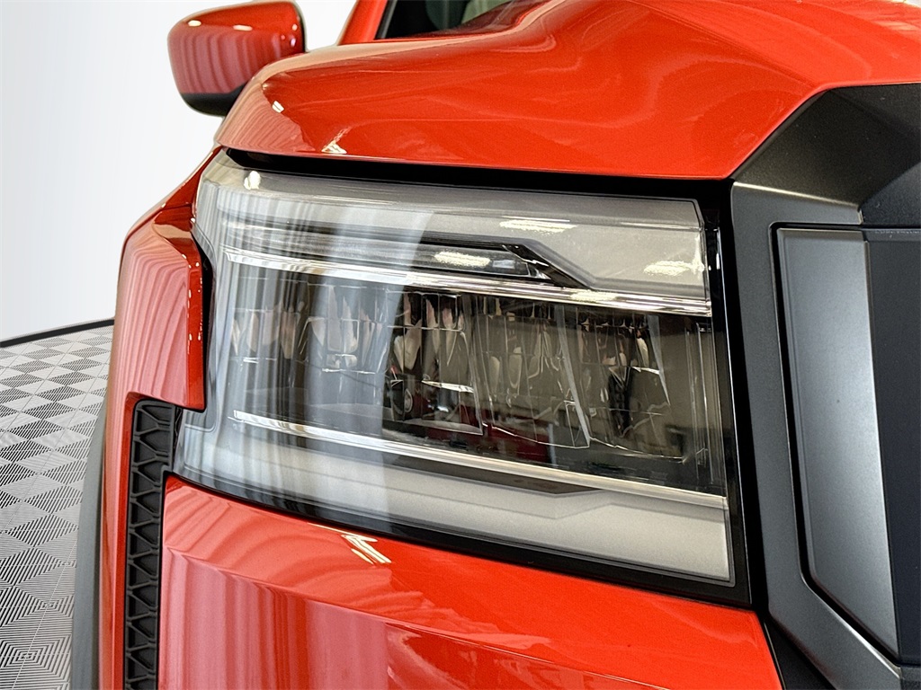 2025 Nissan Frontier PRO-4X photo 17