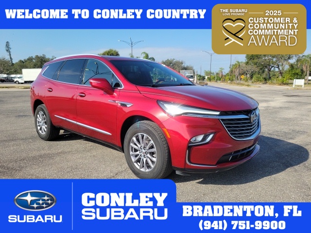 2023 Buick Enclave Essence's photo