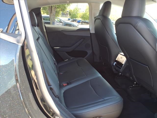 2026 Tesla Model Y Long Range photo 15