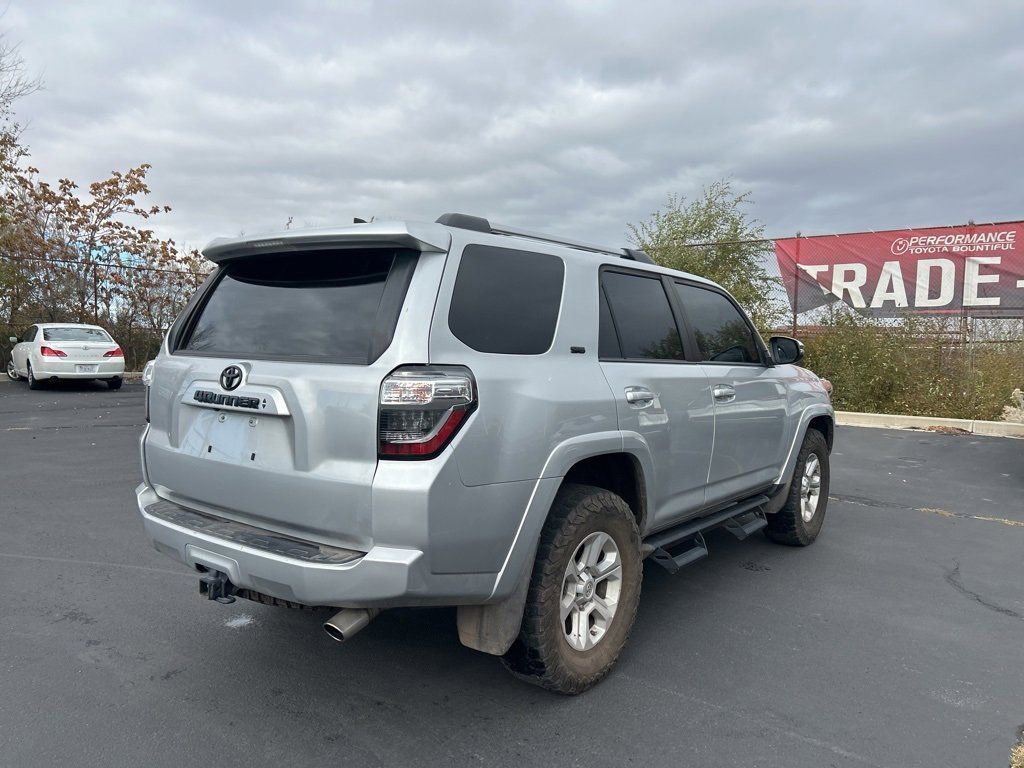 2021 Toyota 4Runner SR5 Premium photo 4