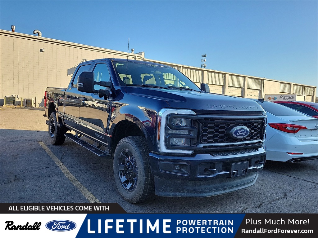 2024 Ford F-250 Super Duty XL's photo