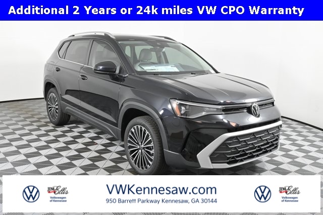 2025 Volkswagen Taos SE's photo